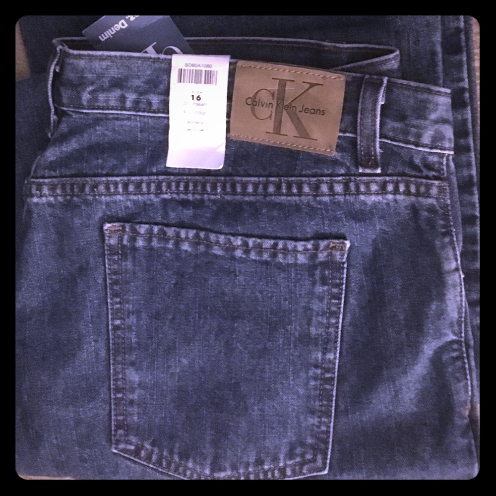 NWT Calvin Klein Flare Jeans